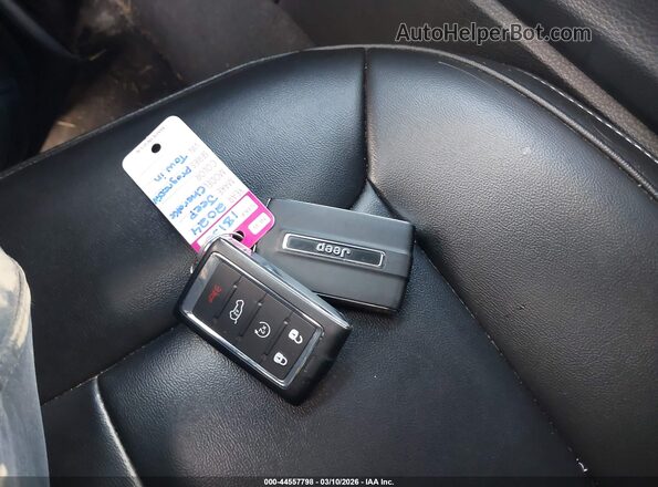 1C4RJHBG9RC166607 2024 JEEP GRAND CHEROKEE Серый Вид панели приборов