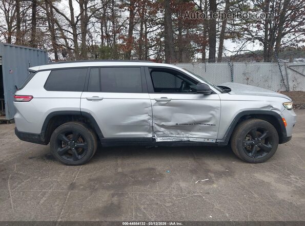 1C4RJKAG0P8852856 2023 JEEP GRAND CHEROKEE L Серебряный Вид задней части салона