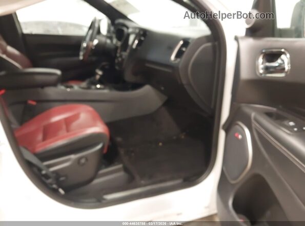1C4SDJGJ0JC415790 2018 DODGE DURANGO Белый Вид салона спереди