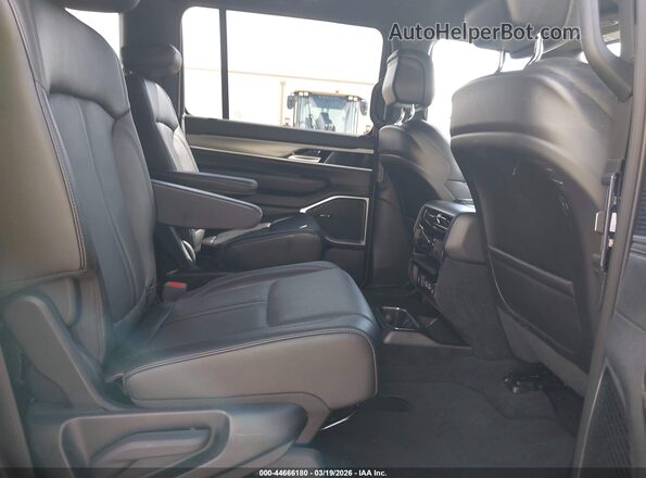 1C4SJVBP7SS524718 2025 JEEP WAGONEER Dark Blue Вид наклейки с VIN-кодом