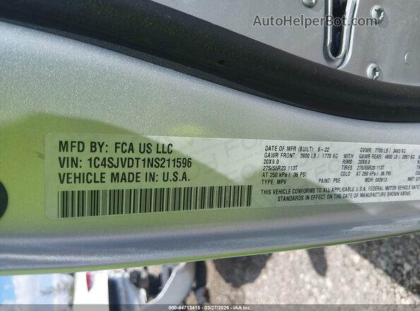 1C4SJVDT1NS211596 2022 JEEP WAGONEER Silver Vista del compartimento del motor