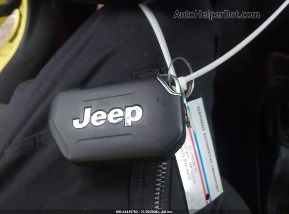 1C6HJTAG0PL508076 2023 JEEP GLADIATOR Желтый Вид панели приборов