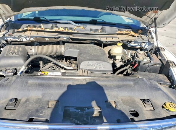 1C6RR6GG6GS232210 2016 RAM 1500 Белый Вид задней части салона