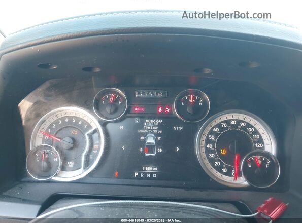 1C6RR6JT1JS202108 2018 RAM 1500 Черный Вид задних сидений
