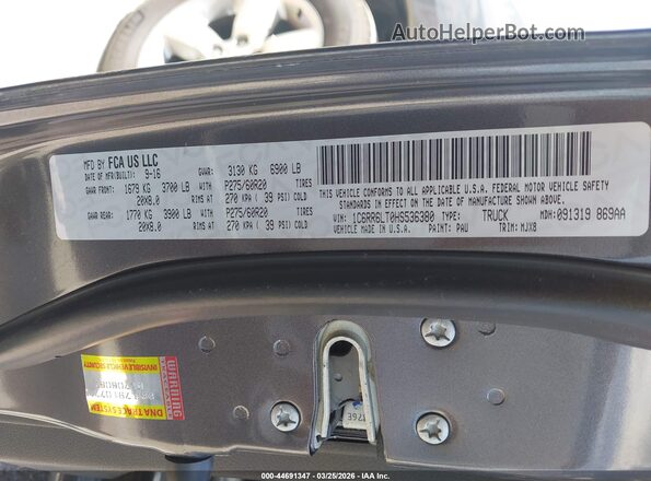 1C6RR6LT0HS536380 2017 RAM 1500 Gray Widok komory silnika