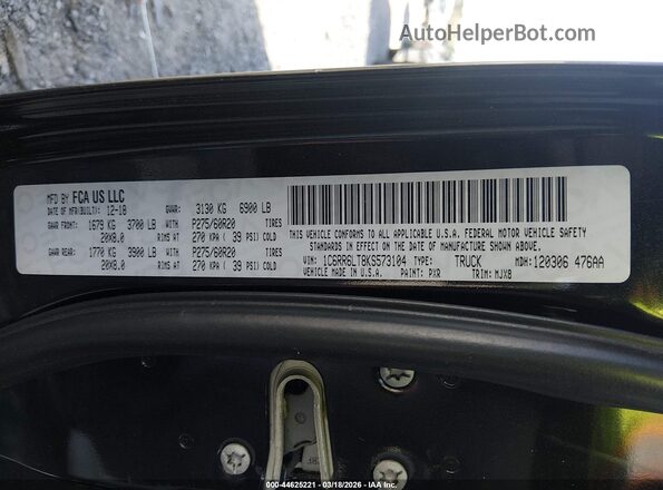 1C6RR6LT8KS573104 2019 RAM 1500 CLASSIC Черный Вид подкапотного пространства