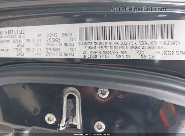1C6RR6NT4GS147978 2016 RAM 1500 Black Widok komory silnika