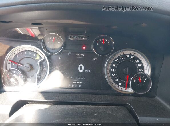 1C6RR6TT2LS135471 2020 RAM 1500 CLASSIC Красный Вид задних сидений