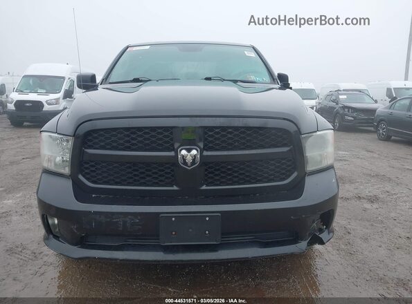 1C6RR7FG7HS861872 2017 RAM 1500 Черный Вид щитка приборов