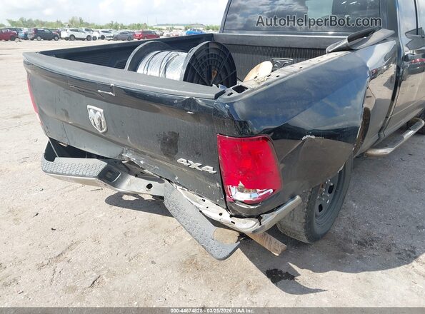 1C6RR7FT3LS110175 2020 RAM 1500 CLASSIC Черный Вид спереди