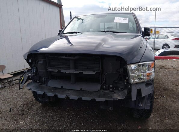 1C6RR7GGXJS311733 2018 RAM 1500 Dark Blue Вид спереду