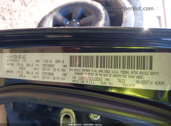 1C6RR7GT5LS126263 2020 RAM 1500 CLASSIC Черный Вид подкапотного пространства