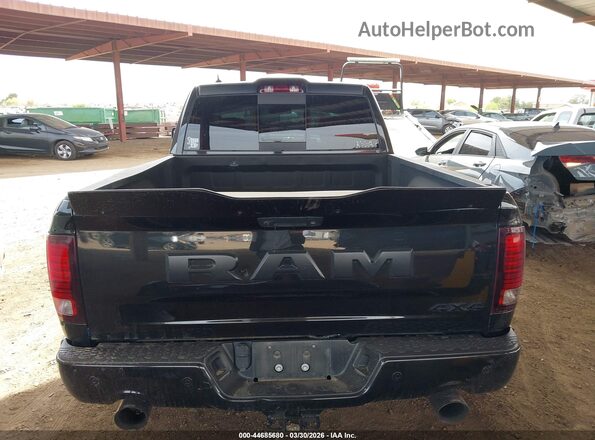 1C6RR7HT6JS135064 2018 RAM 1500 Black 
