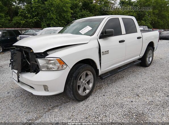 1C6RR7KG8JS129889 2018 RAM 1500 Белый Передняя левая четверть