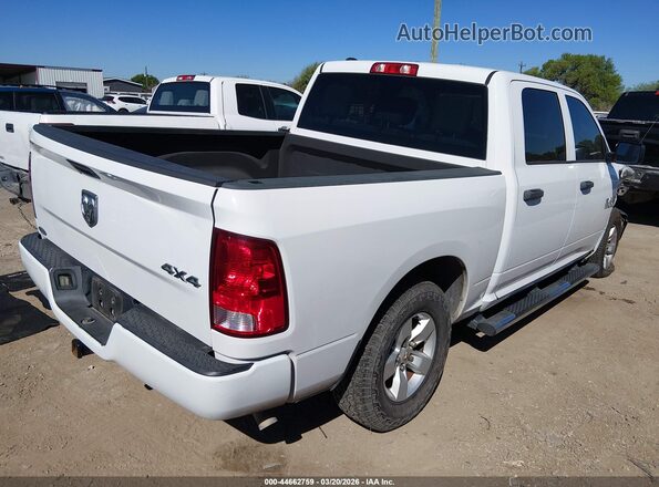1C6RR7KG8JS254696 2018 RAM 1500 Белый Задняя правая четверть