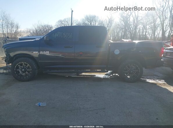 1C6RR7KT4GS113050 2016 RAM 1500 Черный 