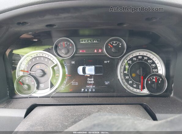 1C6RR7LT2GS166473 2016 RAM 1500 White Widok tylnych siedzeń