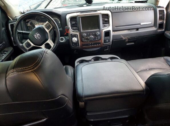 1C6RR7NT2HS740598 2017 RAM 1500 Серый Вид панели приборов