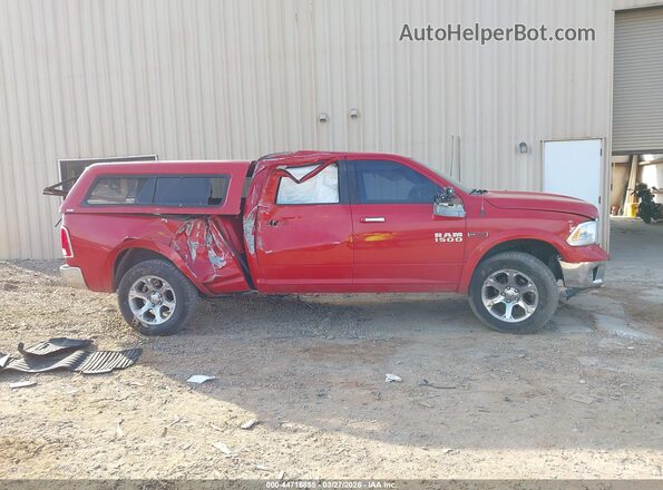 1C6RR7VM0GS296127 2016 RAM 1500 Красный Вид задней части салона