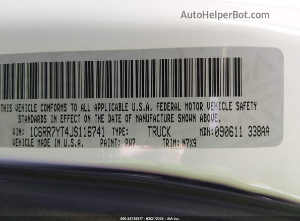 1C6RR7YT4JS116741 2018 RAM 1500 White Շարժիչի բաժամունքի տեսք