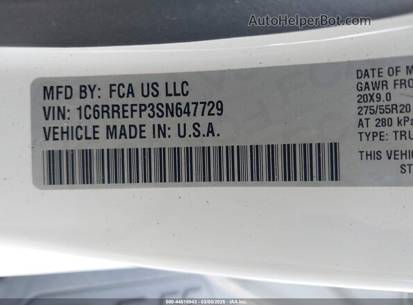 1C6RREFP3SN647729 2025 RAM 1500 Белый Вид подкапотного пространства