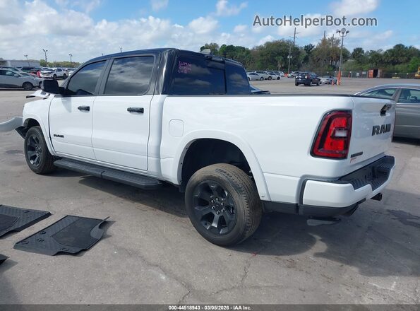 1C6RREFP3SN647729 2025 RAM 1500 Белый Задняя левая четверть
