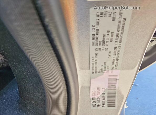 1C6RREFT1MN794681 2021 RAM 1500 Silver Vista del compartimento del motor