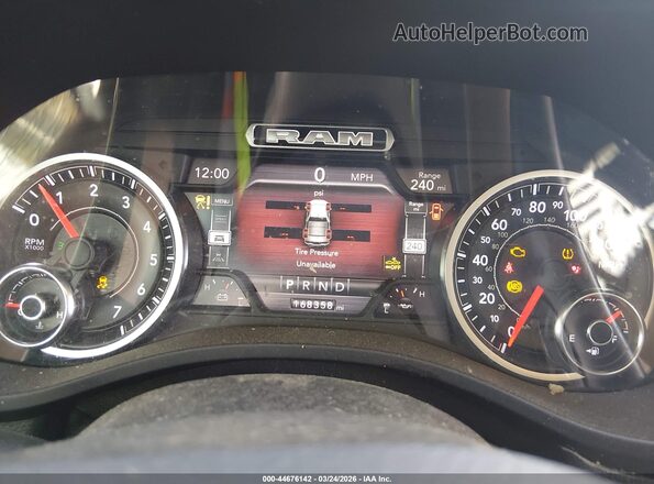 1C6RRERT3KN683414 2019 RAM 1500 Белый Вид задних сидений