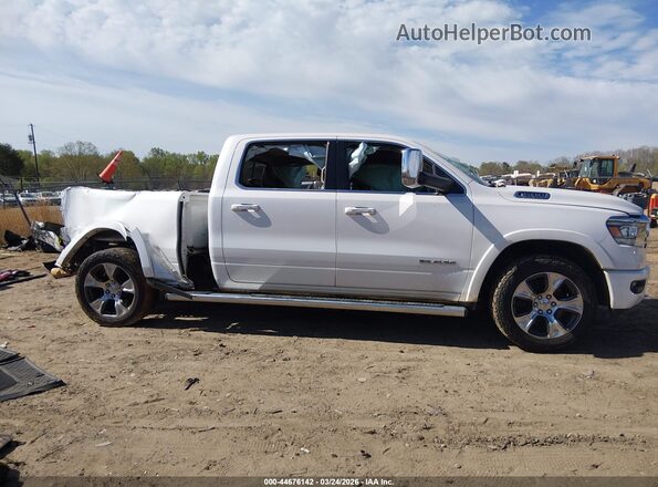 1C6RRERT3KN683414 2019 RAM 1500 Белый Панорамный вид салона 360°