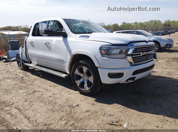 1C6RRERT3KN683414 2019 RAM 1500 Белый Передняя правая четверть