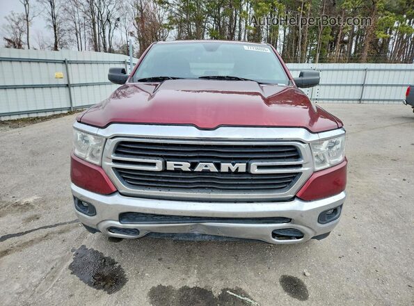1C6SRFBTXMN646803 2021 RAM 1500 Burgundy Widok z przodu