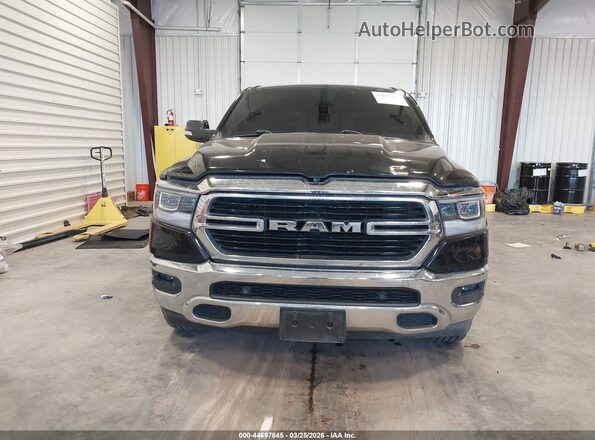 1C6SRFFT2KN507935 2019 RAM 1500 Черный Вид щитка приборов