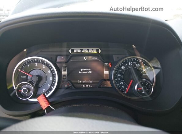 1C6SRFFT4MN579576 2021 RAM 1500 Черный Вид задних сидений