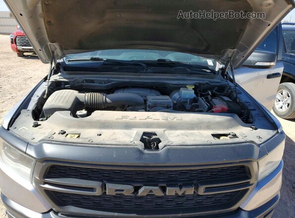 1C6SRFFT5MN578596 2021 RAM 1500 Серебряный Вид задней части салона