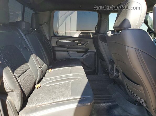 1C6SRFFT5MN578596 2021 RAM 1500 Серебряный Вид задних сидений