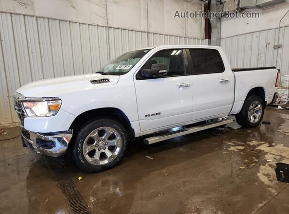 1C6SRFFTXKN649045 2019 RAM 1500 Белый Передняя левая четверть