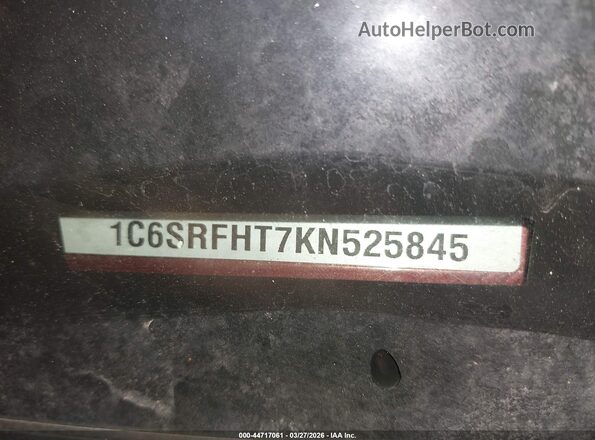 1C6SRFHT7KN525845 2019 RAM 1500 Красный Вид подкапотного пространства