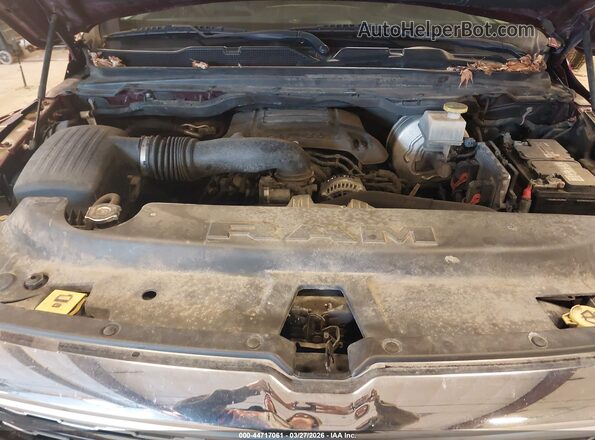 1C6SRFHT7KN525845 2019 RAM 1500 Красный Вид сзади