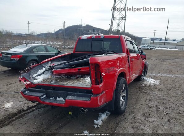 1C6SRFJT0NN135510 2022 RAM 1500 Красный Задняя правая четверть