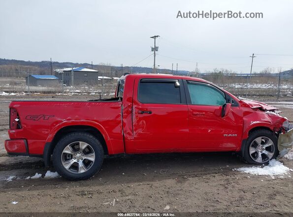 1C6SRFJT0NN135510 2022 RAM 1500 Красный Панорамный вид салона 360°