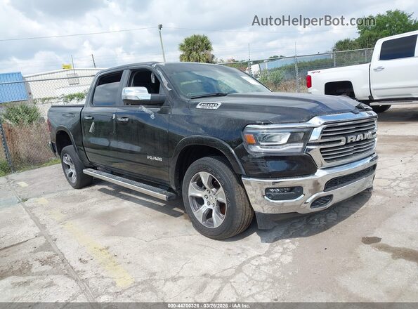 1C6SRFJT4NN367107 2022 RAM 1500 Черный Передняя правая четверть