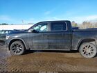 2021 Ram 1500 Laramie  4x4 5'7 Box Черный vin: 1C6SRFJT7MN688900
