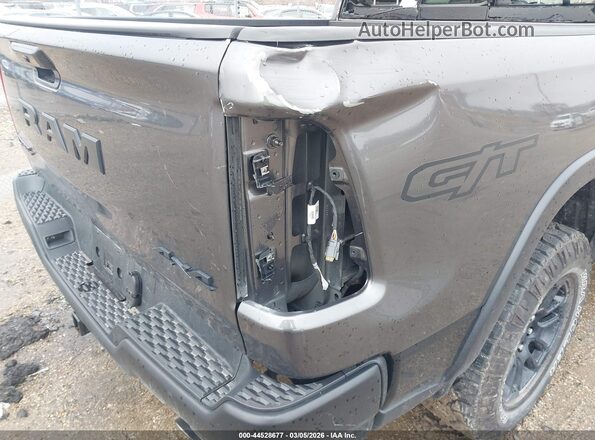 1C6SRFLPXSN664586 2025 RAM 1500 Gray Widok z przodu