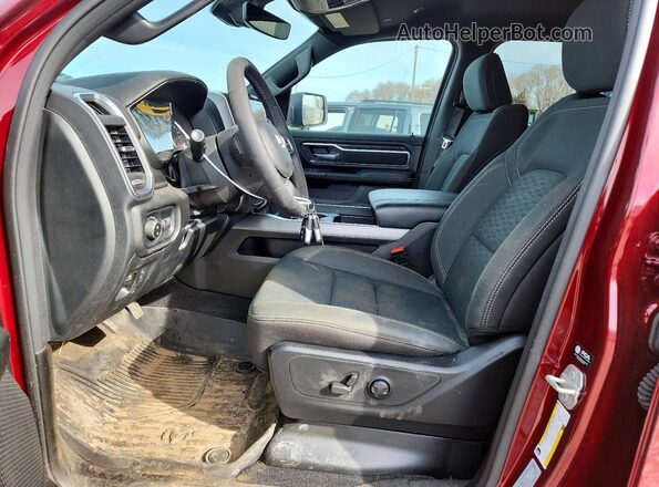 1C6SRFMPXSN518073 2025 RAM 1500 Красный Вид салона спереди