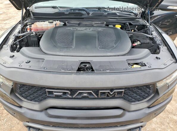 1C6SRFU90MN902898 2021 RAM 1500 Черный Вид задней части салона