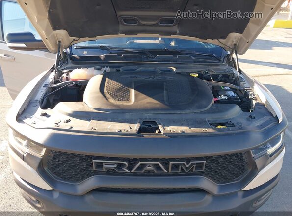 1C6SRFU96NN399749 2022 RAM 1500 Beige Widok z tyłu