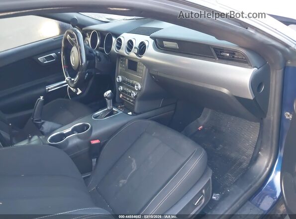 1FA6P8CF3K5176153 2019 FORD MUSTANG Синий Вид салона спереди