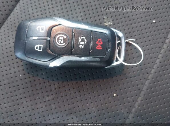 1FA6P8CF5G5228213 2016 FORD MUSTANG Серый Вид панели приборов