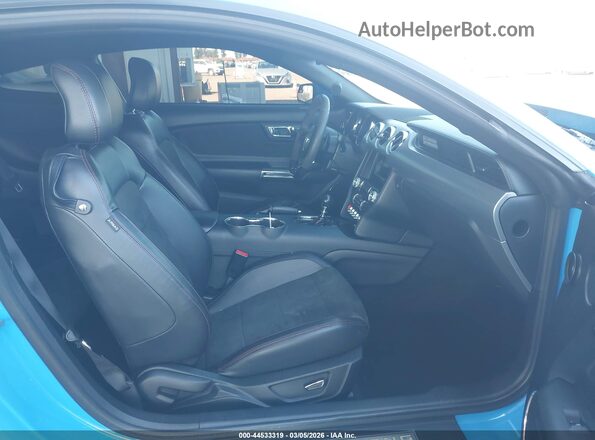 1FA6P8CF6H5292164 2017 FORD MUSTANG Синий Вид салона спереди