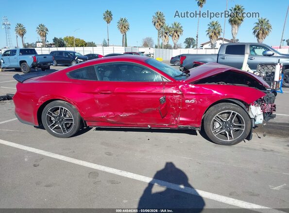 1FA6P8CFXM5157358 2021 FORD MUSTANG Красный Вид задней части салона